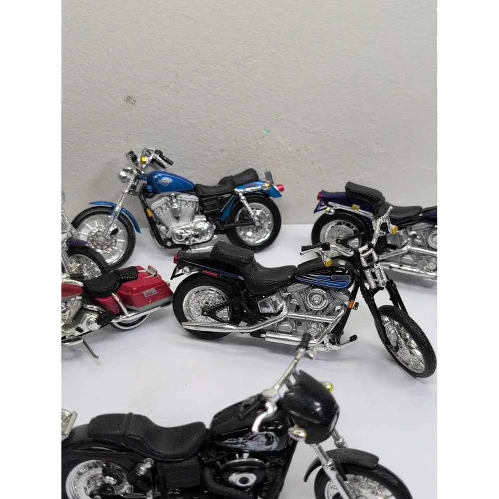 Motorcycle Toy Lot Of 6 Mostly Maisto